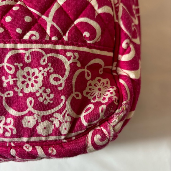 Vera Bradley Shoulder Bag Twirly Bird Pattern Purse Hot Pink White Carry On Bag - Picture 5 of 16